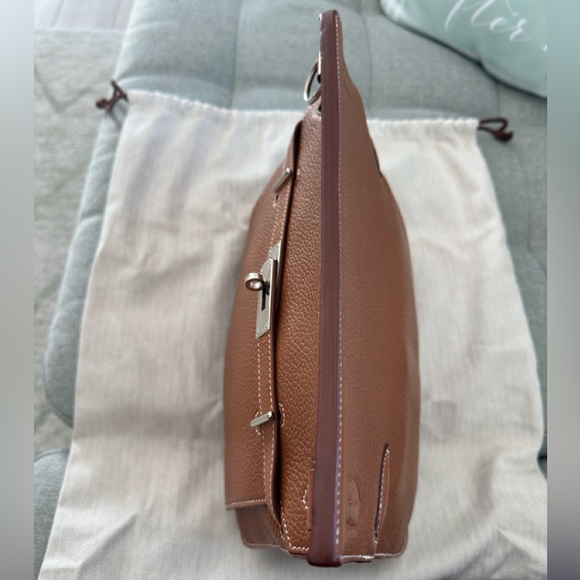 Hermes Jypsiere 28 in Gold Clemence with PHW - Picture 8 of 13